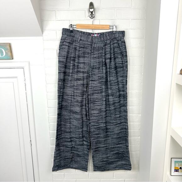 NWT Urban Outfitters Herringbone Wide Leg Knit Trouser Pants Size L - Picture 1 of 11